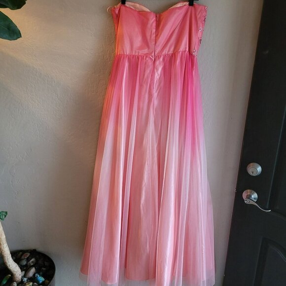 Deb Pink Strapless Beaded Ombre Formal Gown With Tulle Overlay size 14W - Picture 3 of 7
